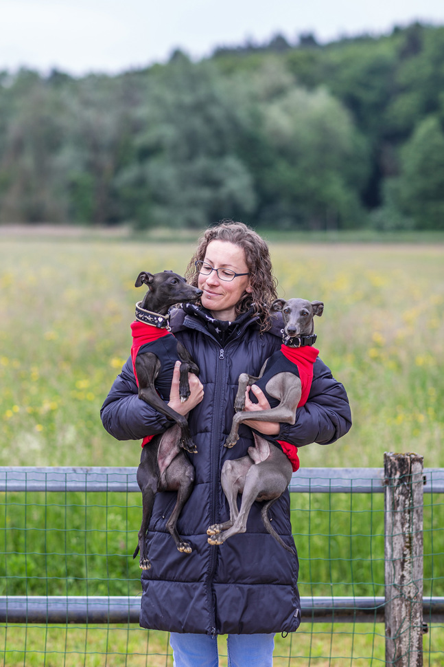 dograce003.jpg dograce003.jpg