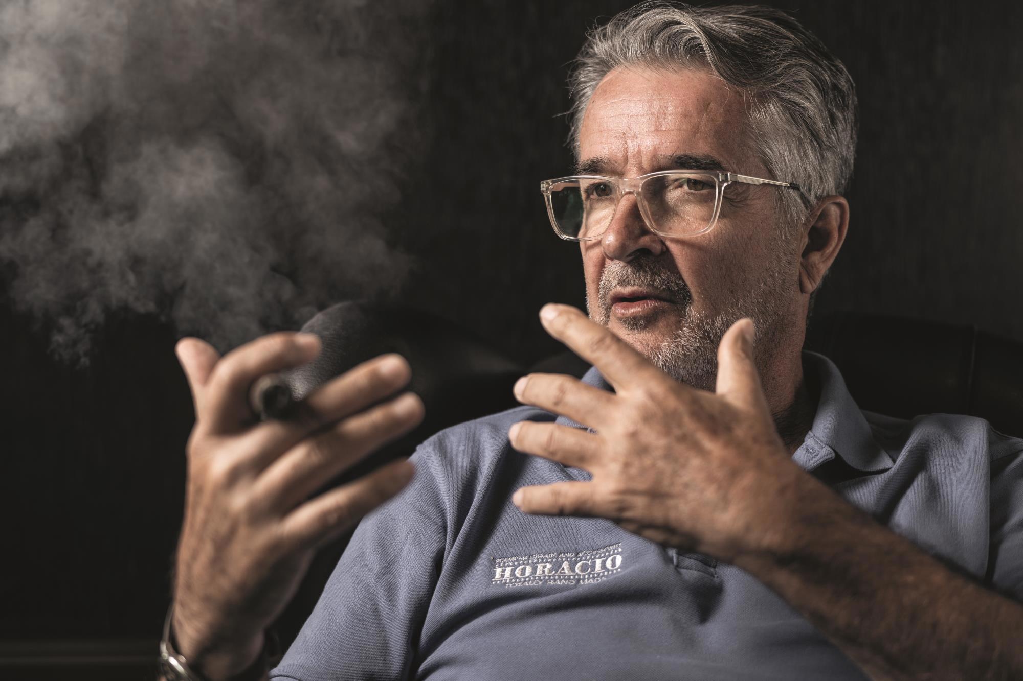 Cigar26 01 1012