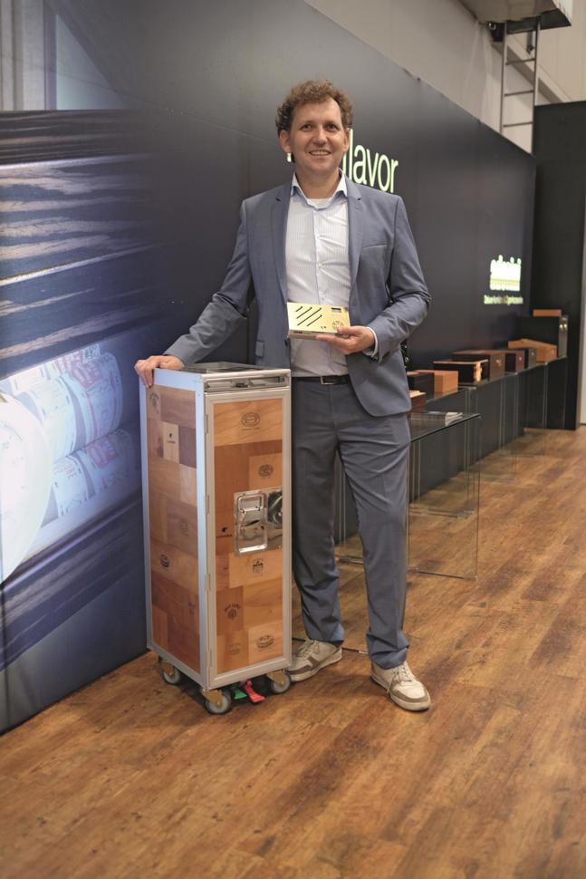 adorini.jpg adorini.jpg