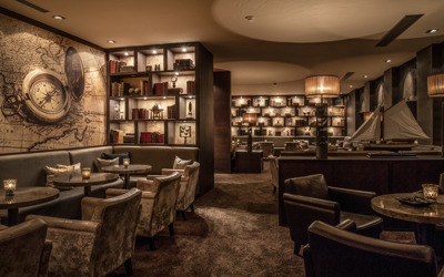 Aura Bar18