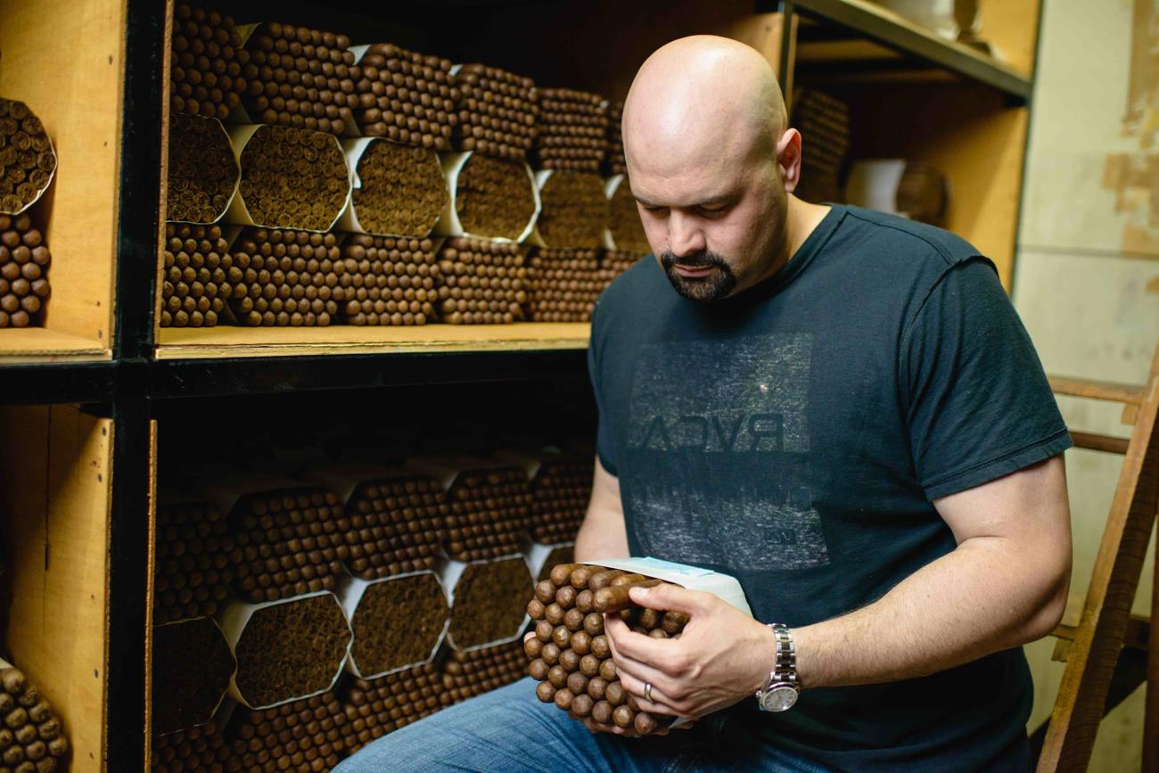 omar-aging-room-joya-de-nic.jpg omar-aging-room-joya-de-nic.jpg